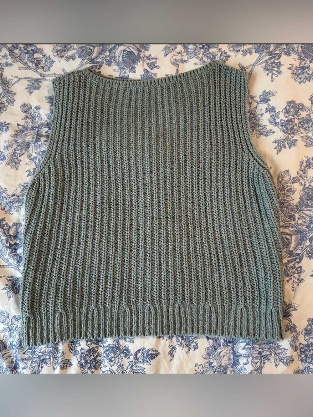 Abercrombie & Fitch Sage Green Crewneck Knit Vest